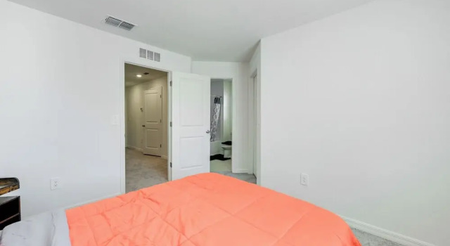 Newly Built Townhome 8 Mi to Manatee Viewing Ctr!, Rezerwuj Hotel Ruskin Floryda