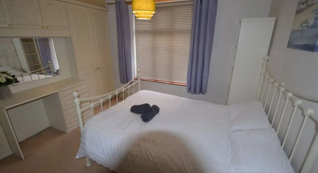 Swanky Family Holiday Home in Coventry near Live Escape Room