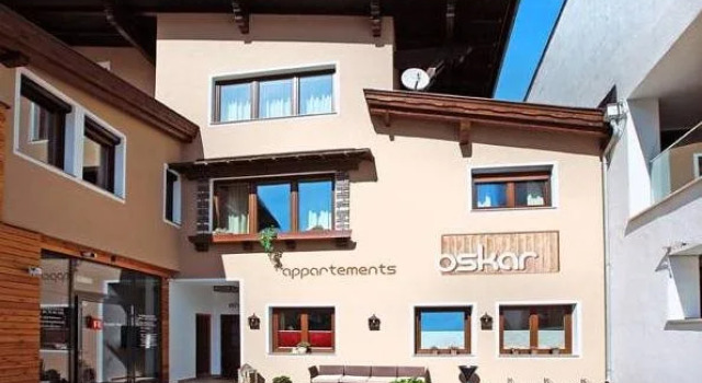 Appartement Oskar, Rezerwuj Apartament Hotele w Tyrol z parkingiem, Parking