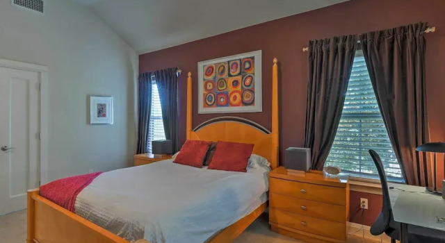 Коттедж Patio, Pool & Views: Spacious Hill Country Getaway