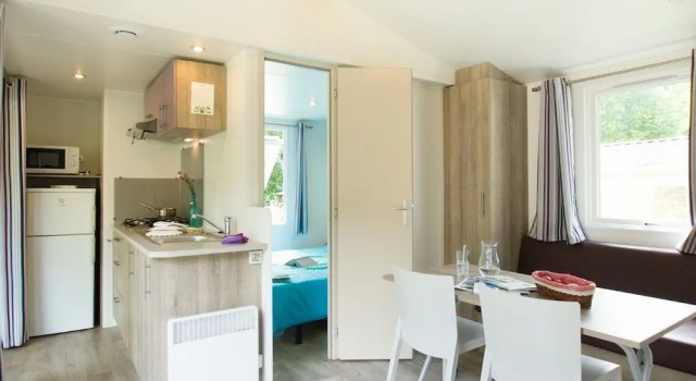 Camping Le Fayolan, Boek Camping Hotels in Franche-Comte met ontbijt, Ontbijt