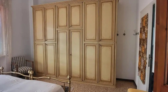 La Casa di Lucia: Grande appartamento con balcone, Buchen Sie Ferienwohnung Hotels in Brescia mit Parkplatz, Parkplätze