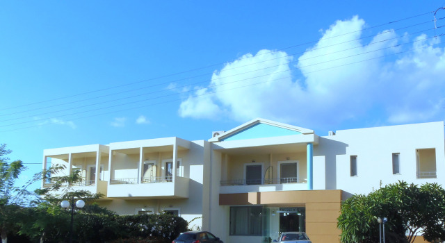 Yakinthos Hotel