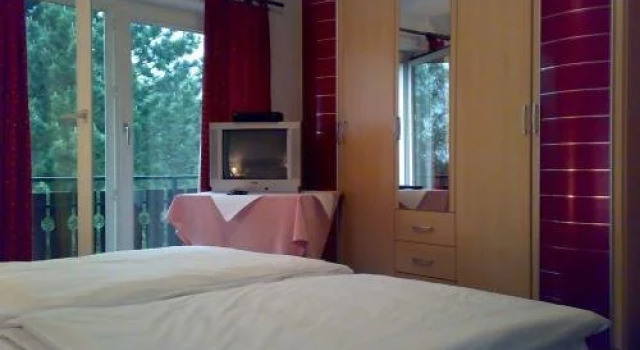 Hotel Royal Garden, Забронировать Отель Отели Osnabrücker Land с питанием, Пансион