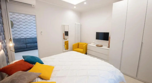 Napoli City Center - Appartamenti e Camere, Забронировать Гостевой дом Гостевые дома Неаполя, рядом с Accademia di Belle Arti di Napoli, Гостевой дом