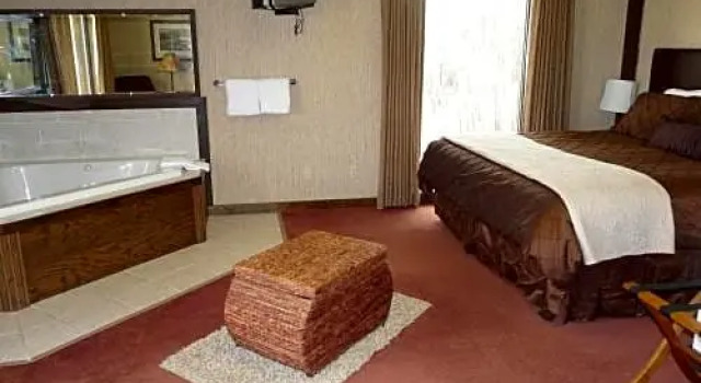 Номер Standard RiverBank Lodge