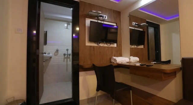 Трёхместный номер Standard Hotel Happyland