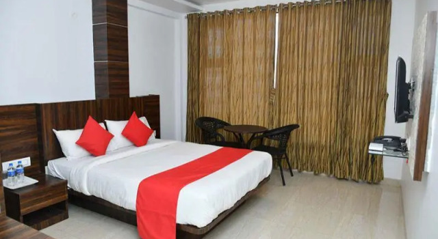 Двухместный номер Deluxe Hotel Royal Orbit