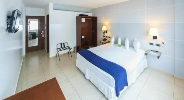 Двухместный номер Standard Hotel LP Santa Cruz Centro