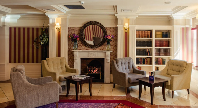 Carnegie Court Hotel, Rezervați Hotel North Dublin Leinster