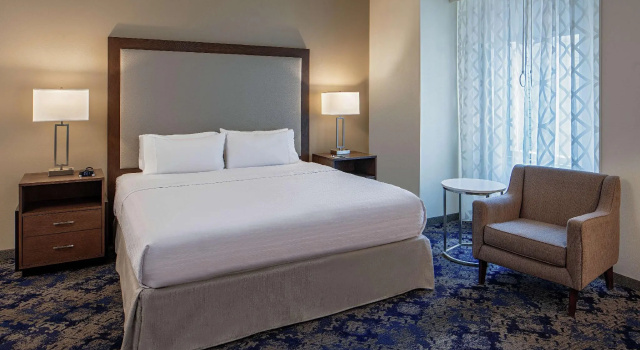 Двухместная Accessible студия с видом на внутренний двор Homewood Suites By Hilton New Orleans French Quarter