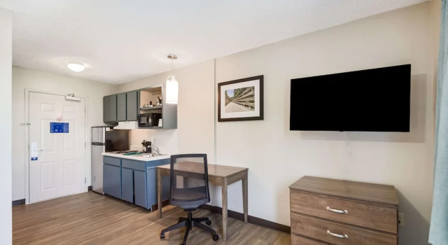 Двухместный номер Standard Цокольный этаж Suburban Studios Sterling - Washington Dulles