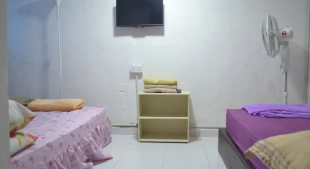 Трёхместный номер Standard SPOT ON 89821 Batu Maung Sempoi Inn And Cafe
