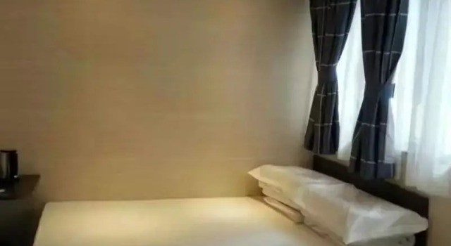 Трёхместный номер Standard Hong Kong Full Harvest Inn