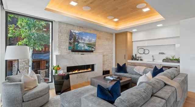 Empire Residences at Deer Valley Resort - Three Bedroom Deluxe Residence #401 3 Condo