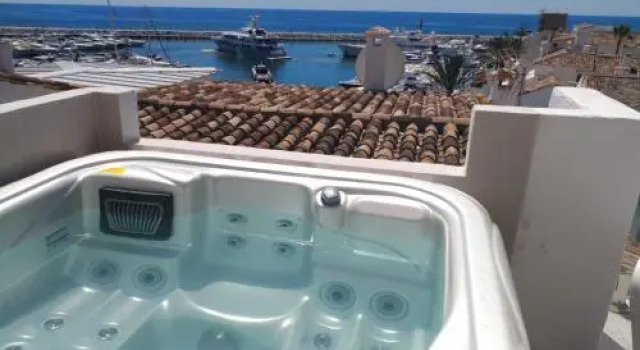 Atico Puerto Banus, Marbella, Забронировать Отель Марбелья Коста-дель-Соль, рядом с Casino Marbella
