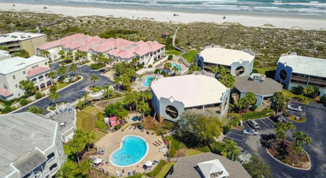 Апартаменты Hib-e201 Pool View 2 BR Free Tix 3 Pools