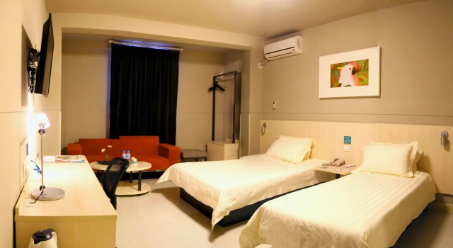 Jinjiang Inn Shanghai International Tourism and Resorts Zone Zhoupu Town Branch, Varaa Hotelli Zhoupu Shanghai