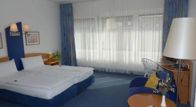 Park Hotel, Book Hotel Hotels in Lower Franconia with a Pool, Swimming Pool