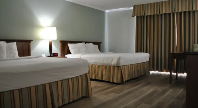 Четырёхместный номер Executive Hotel Piccadilly