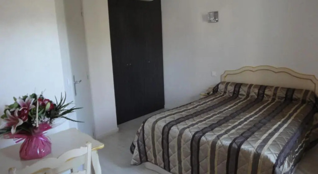 Hotel du Bosquet, Rezervasyon Otel Pégomas Mimosa Road