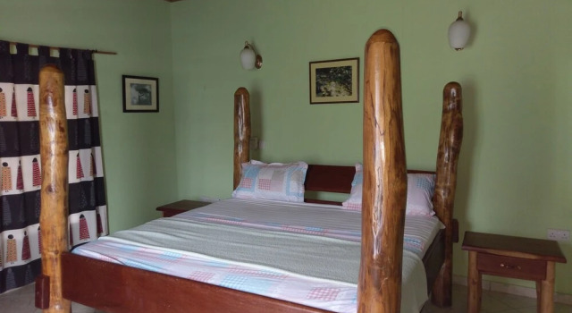 Big Foot Safari Lodge, Prenota Hotel Wli Afegame Ghana