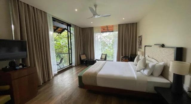 Номер Standard с балконом и с красивым видом из окна Flora Vythiri Resort Wayanad