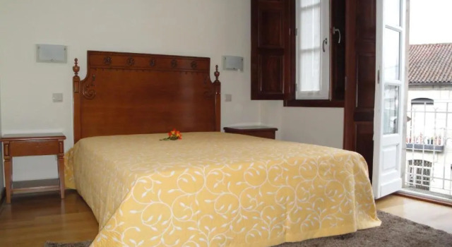 Guesthouse Muralhas do Mino, Boek Hotel Monção Minho