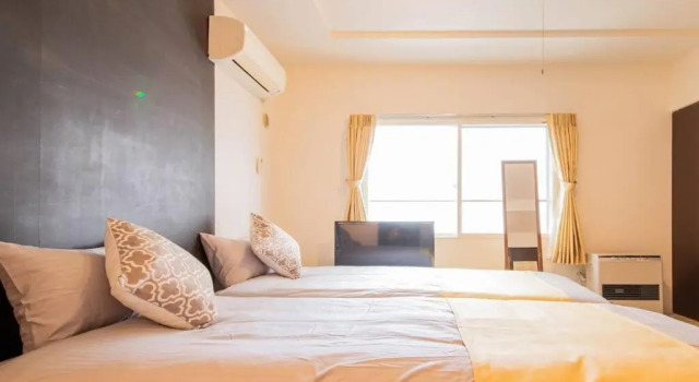 Apartment Yellow