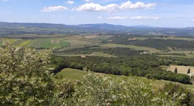 Borgo Vecchio, Забронировать Отель Отели Монтальчино с парковкой, Парковка