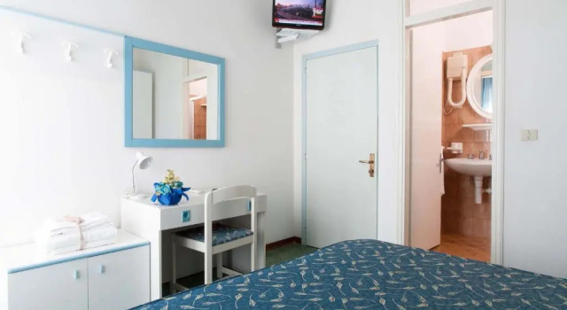 Двухместный номер Standard с балконом и с частичным видом на море Hotel Sanremo