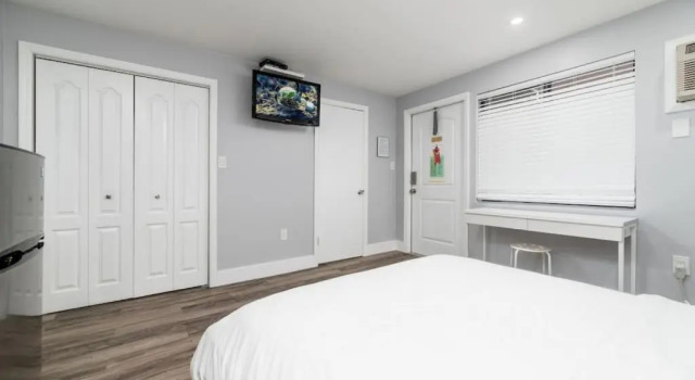 Shell on the Beach 105 - RENOVATED