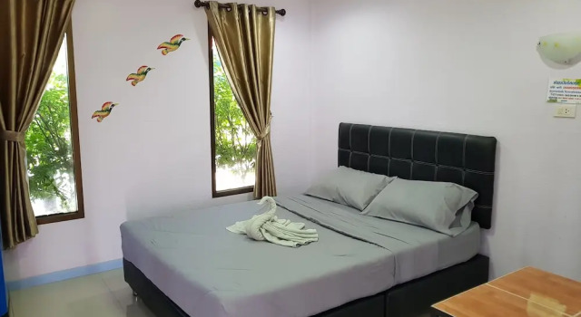 Kiangbueng Resort, Забронировать Курортный отель Отели Накхонсавана с парковкой, Парковка