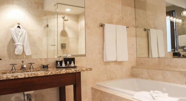 Четырёхместный номер Standard Hotel Ivy, a Luxury Collection Hotel, Minneapolis