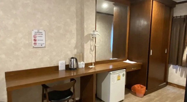 Номер Standard RoomQuest Chonburi Laem Chabang