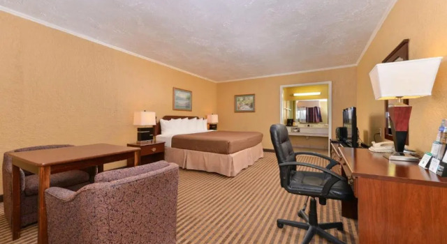 Номер Standard Executive Plus Inn and Suites