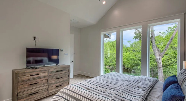 Cl 2849 River Escape At Horseshoe Falls 4 Bedroom Home by RedAwning