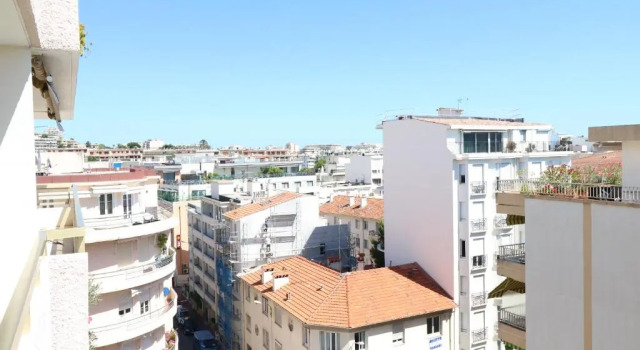 Студия 2 bedroom & studio Palais Royal 2 mins from Croisette and Carlton