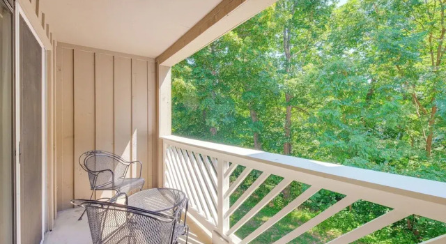 Апартаменты Resort Condo w/ Marina Access in Williamsburg!