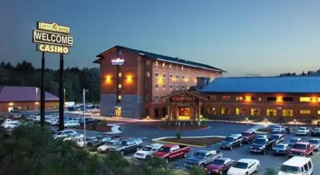 Четырёхместный номер Standard Little Creek Casino Resort