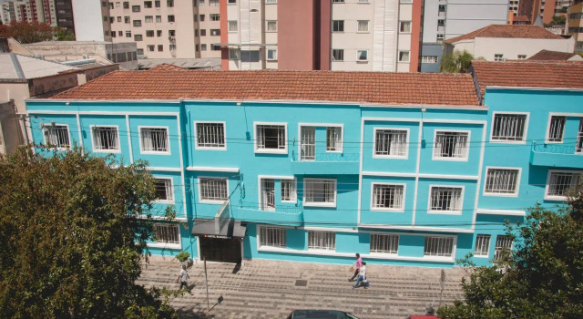Hotel Blumenau, Забронировать Отель Куритиба - центр города Куритиба