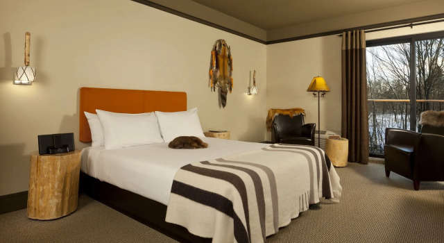 Hôtel-Musée Premières Nations, Boek Hotel Hotels in Quebec city and area met parkeren, Parkeren