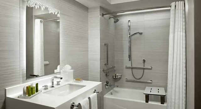Accessible  номер Deluxe Hilton Washington DC National Mall The Wharf