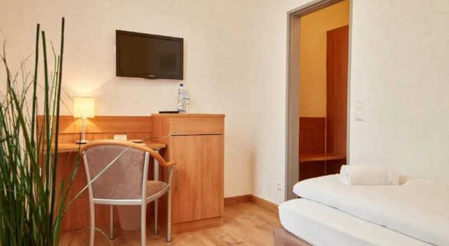 Bernstein Acamed Resort, Book Resort Hotels in Garz with a Pool, Swimming Pool
