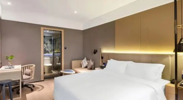 Люкс Deluxe Shenzhen Yanan Hotel