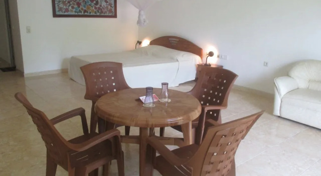 Двухместный номер Standard с балконом Raja Beach Hotel