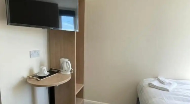 Tinapa Suites, Забронировать Гостевой дом Отели Манчестера с парковкой, Парковка