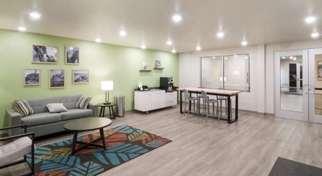 Woodspring Suites Rochester Greece