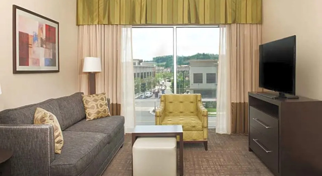 Четырёхместный люкс с 2 комнатами Homewood Suites by Hilton Pittsburgh-Southpointe