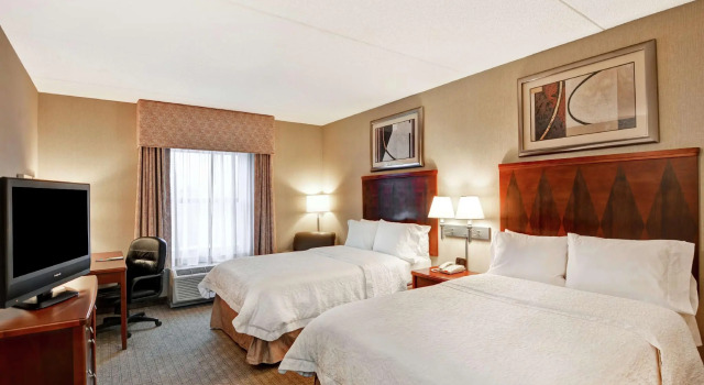 Четырёхместный номер Standard Hampton Inn Lewisburg